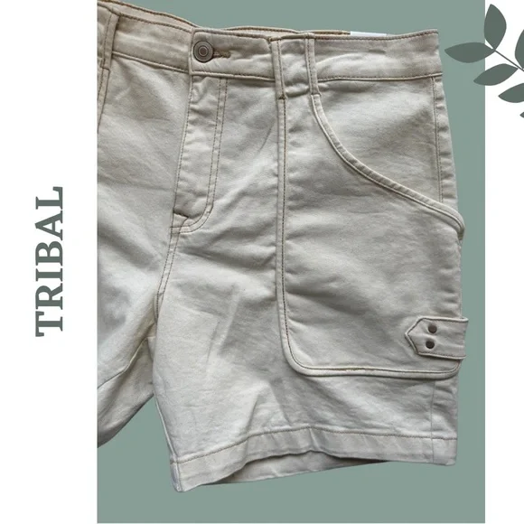 Tribal Jeans Shorts Audrey Mid Rise Girlfriend Length 7" Cream Zipper Front - Picture 3 of 7